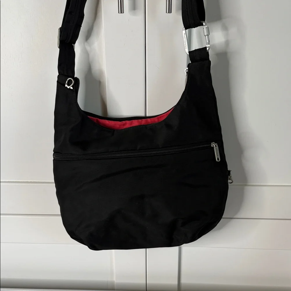 TRAVELON Black Crossbody Shoulder Bag Unisex - Lightweight Everyday Carry - Picture 3 of 8